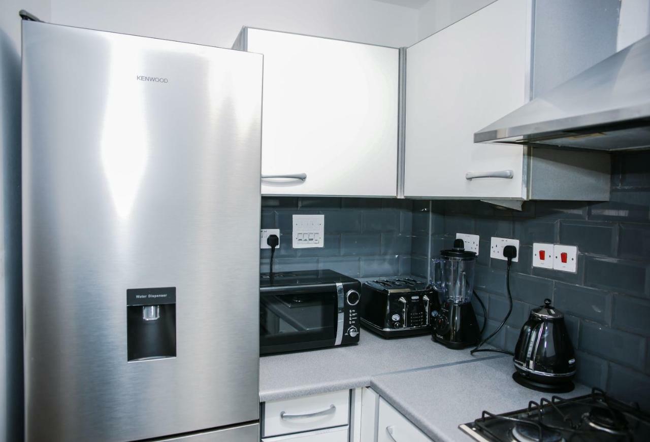 Riverside 2 Bed Apartment London Exterior photo