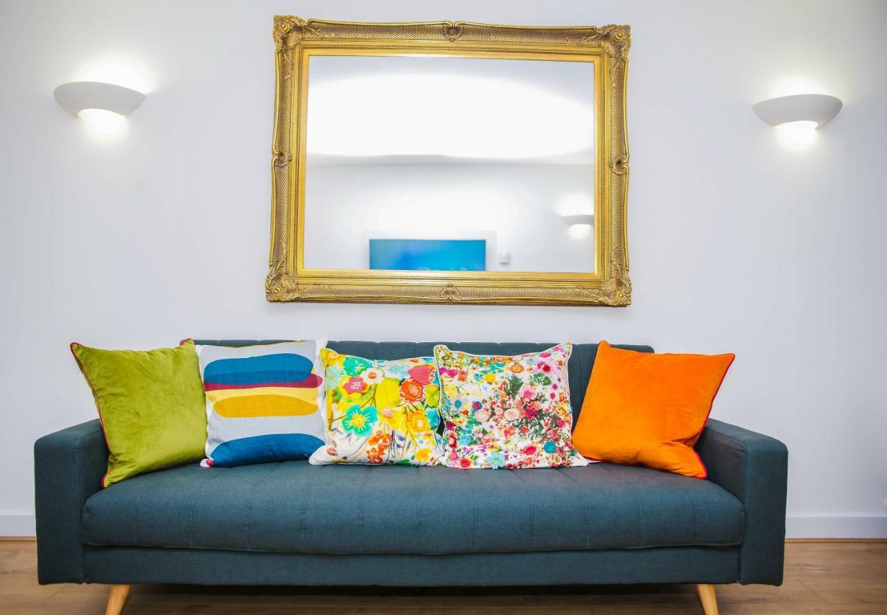 Riverside 2 Bed Apartment London Exterior photo